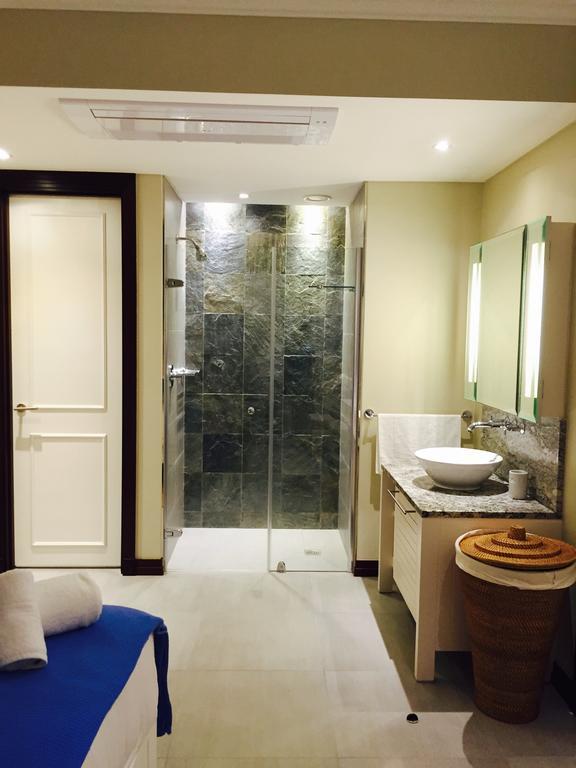 Eden Island P238A13 Lux Apartment Bilik gambar
